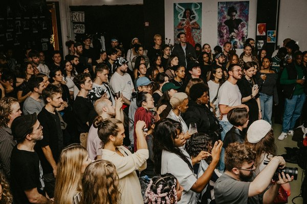 Explorez les avantages inédits de la spécialisation en management de projets d"urbanisme durable