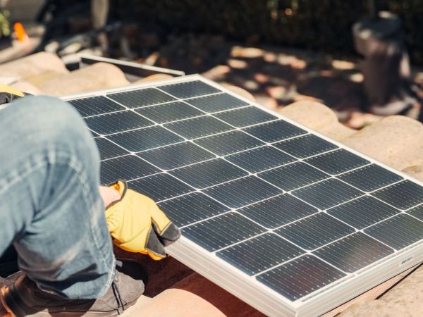 Les meilleures astuces pour améliorer votre système photovoltaïque